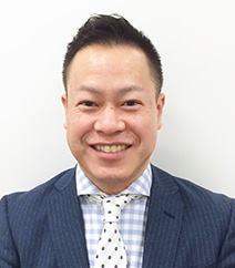 上田　智弘